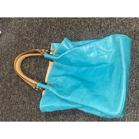 Turquoise leather Maurizio Taiuti bucket handbag Gold hardware - Picture 10 of 16